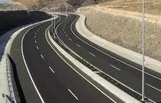 خادمی: ۲۹۳ کیلومتر آزادراه در نیمه نخست سال ۱۴۰۲ افتتاح می‌شود