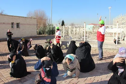 مانور پناه&zwnj;گیری، تخلیه و اسکان اضطراری در بوستان زندگی