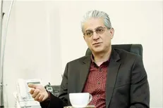 آقا بزرگی: تجربه تلخ سال ۹۹ در بورس تکرار نمی‌شود/ حمایت تمام قد بودجه ۱۴۰۱ از بازار سهام
