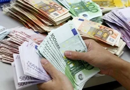 قیمت رسمی یورو و پوند بالا رفت / دلار ثابت ماند