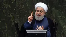 پزشک را طوری تربیت می‌کنیم که تزریق آمپول را خلاف شان خودش می‌داند!/ اصرار دارم بخش صنعت و معدن از بازرگانی جدا شود