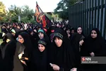 حرکت دسته عزاداری دانشگاه تهران به سمت بیت رهبری