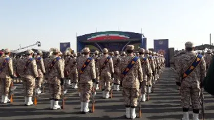 گزارش کامل مراسم رژه نیروهای مسلح | روحانی: با طرح &laquo;ائتلاف امید&raquo; و &laquo;ابتکار صلح هرمز&raquo; به نیویورک می&zwnj;روم
