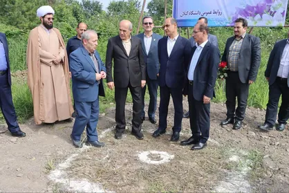 آیین کلنگ زنی احداث خوابگاه جدید متاهلی توسط معاون وزیر علوم و رئیس سازمان امور دانشجویان و استاندار گیلان