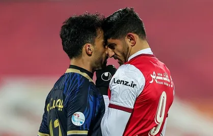پلیس فتا زودتر از نساجی و پرسپولیس وارد زمین بازی شد