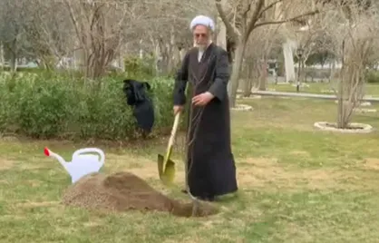 به مناسبت روز درختکاری و هفته منابع طبیعی؛ &nbsp; رئیس قوه قضائیه یک اصله نهال غرس کرد