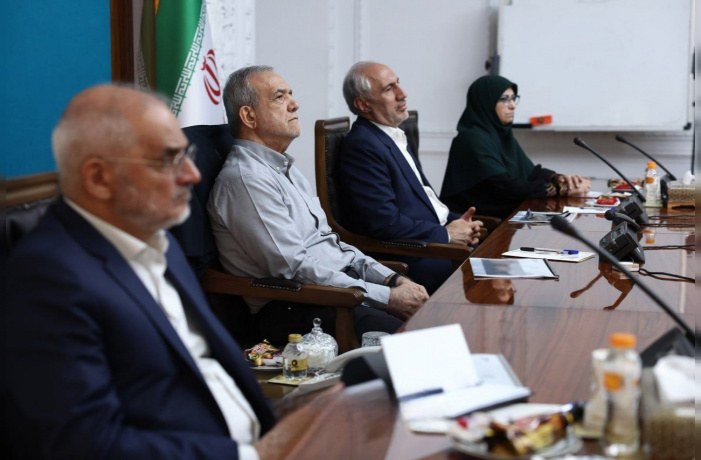 تأکید رئیسجمهور بر اجرای تفاهمنامه دانشگاه تهران و آکادمی علوم چین برای مهار ریزگردها و بیابانزایی تأکید رئیسجمهور بر اجرای تفاهمنامه دانشگاه تهران و آکادمی علوم چین برای مهار ریزگردها و بیابانزایی
