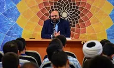 باید از مسائل داخلی به موضوعات بین‌المللی برسیم