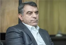 تبرئه «پوری‌حسینی» صحت ندارد/ او با دستبند الکترونیکی آزاد است