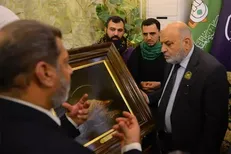 آثار هنری به موزه عتبه حسینی اهدا شد
