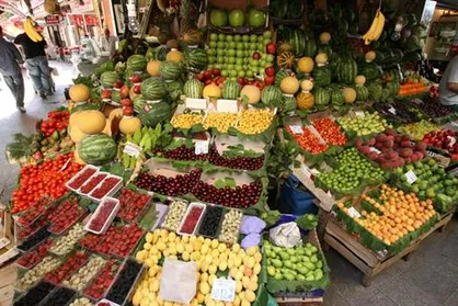 بازار میوه ناظر ندارد / تفاوت&zwnj;های تا ۵ برابری قیمت در فاصله کمتر از ۲ کیلومتر