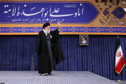 این هشداری به سیاستمداران آمریکا بود که فریبکاری خود را متوقف کنند / ملّت ایران، قوی و مقتدر است