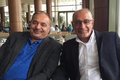 اصلاح&zwnj;طلب و جنگ&zwnj;طلب در یک قاب صمیمانه!