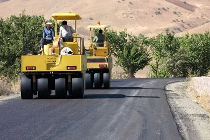 ۳۲ کیلومتر از راه&zwnj;های روستایی مهاباد بهسازی و آسفالت شد