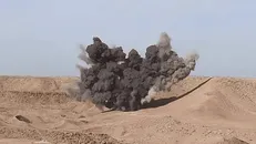انفجار کنترل شده مهمات جنگی در جاسک