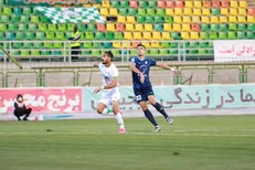 دو بازیکن مبتلا به کرونا دیدار ذوب‌آهن با صنعت نفت آبادان را از دست دادند