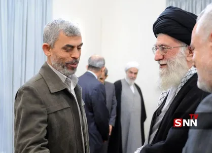 تصویر دیدار &laquo;یحیی السنوار&raquo; با رهبر انقلاب اسلامی + عکس
