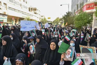 راهپیمایی بانوان فاطمی در شیراز