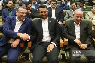  محمدجواد آذری جهرمی وزیر ارتباطات و فناوری اطلاعات در دومین همایش ملی جوانان و قانون‌گذاری