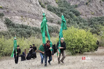 کوه پیمایی روز عاشورا در روستای گنجه
