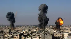 ۲۴۱ شهید و ۷۸۰۳ زخمی در حملات صهیونیست‌ها به فلسطینی‌ها