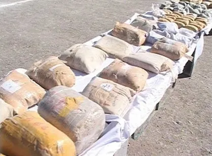 کشف ۱۴۰ کیلو مواد مخدر در عملیات مشترک پلیسی