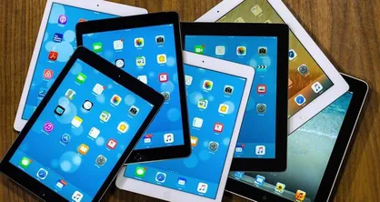اهدای ۲۸ هزار تبلت به دانش آموزان نیازمند کشور توسط بنیاد مستضعفان