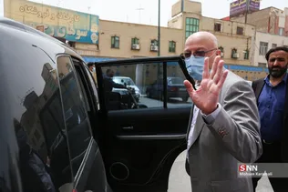 ‫سفر وزیر علوم، تحقیقات و فناوری به قم
