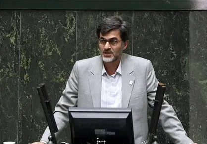کوچک&zwnj;زاده: بانک جهانی کاملا با تحریم جهانی علیه ایران هماهنگ است + فیلم
