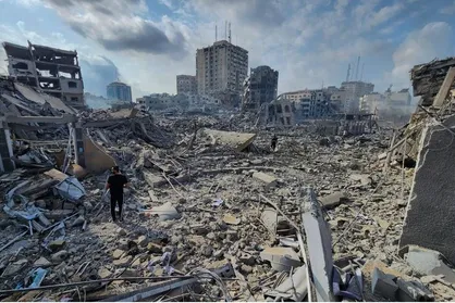 ۲۷۰۰ فلسطینی همچنان زیر آوار منازل بمباران شده هستند