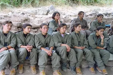 از آزادی در اینستاگرام تا زندان ایدئولوژیک؛ روایتی از تهدید و نقض حقوق انسانی در کوموله
