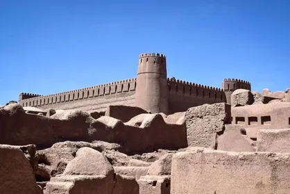 آغاز مرمت ارگ تاریخی شهر راین