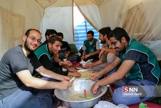 موکب دانشجویان دانشگاه صنعتی شریف در مرز مهران