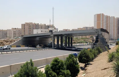 پیشرفت ۷۵ درصدی پل دسترسی شهرک شهید خرازی در بزرگراه شهید همدانی