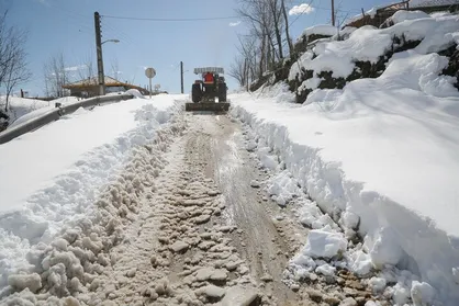 هواشناسی گیلان از بارش ۷۵ سانتی&zwnj;متری برف در محورهای کوهستانی خبر داد