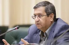 همتی: موبایل جایگزین کارت بانکی می‌شود / برخورد با ۵۰۰ هزار کارت بانکی فعال در زمینه پولشویی و قمار