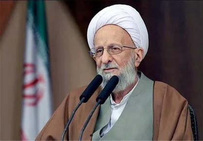 حوزه&zwnj;های علمیه باید بیانیه گام دوم را ترویج و عمل کنند / انبیای الهی آمده&zwnj;اند تا پایین&zwnj;تر از حیوانات نشویم