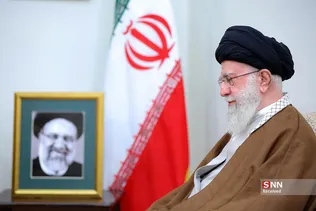 آقای «شهباز شریف»، نخست وزیر پاکستان عصر امروز در دیدار با رهبر انقلاب اسلامی، به نمایندگی از دولت و ملت این کشور، ضایعه درگذشت رئیس جمهور و وزیر امور خارجه و همراهان ایشان را به حضرت آیت‌الله خامنه‌ای و ملت ایران تسلیت گفت.
