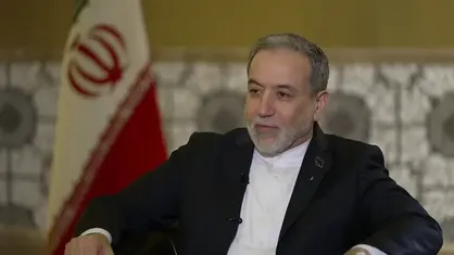 عراقچی: احتمال جنگ همیشه وجود دارد و ما برای جلوگیری از آن آماده&zwnj;ایم / به کشور&zwnj;های همسایه حمله نمی&zwnj;کنیم، فقط پایگاه&zwnj;های آمریکا در منطقه را مورد هدف قرار خواهیم داد + فیلم