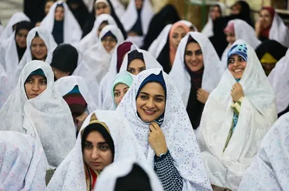 برنامه&zwnj;های نهاد رهبری برای افزایش ازدواج دانشجویی به دلیل مشکلات مالی کاهش پیدا کرد