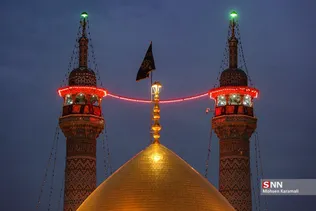 آیین تعویض پرچم گنبد حرم مطهر حضرت معصومه