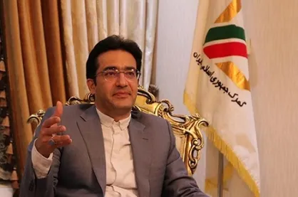 ارونقی، معاون فنی گمرک: فقط وقتی رسوب شدن یک کالا در گمرک رسانه&zwnj;ای می&zwnj;شود مسئولین پیگیر ترخیص آن می&zwnj;شوند.