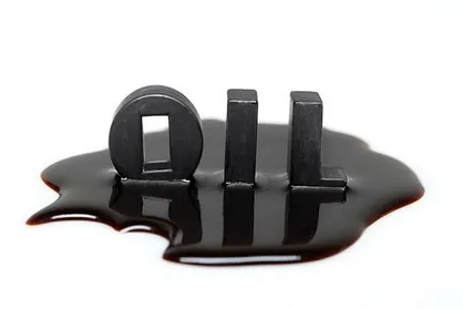 نفت در مرز ۷۰ دلار ایستاد