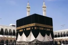 بازدید نماینده، ولی فقیه در امور حج و زیارت و رییس سازمان حج و زیارت از مرکز پزشکی / کاهش تعداد بیماران نسبت به سال گذشته
