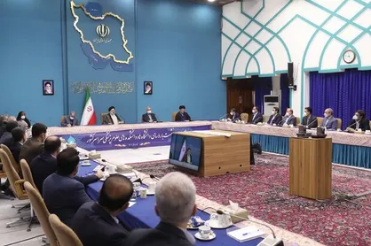 رئیسی: امکان جذب نخبگان پزشکی سایر کشورها در ایران فراهم است / نظر رئیس جمهور در مورد طب سنتی