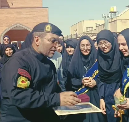 پلیس نوپو قم خطاب به دانش&zwnj;آموزان دختر: قدرت ما چادر شماست+فیلم