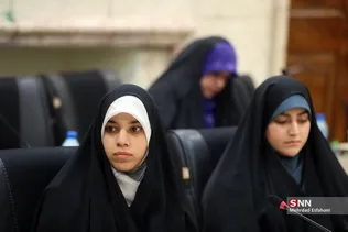 دث