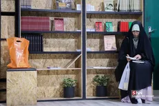 بن تخفیفی که فقط برای یک جلد کتاب کفایت می‌کند! / حذف کتاب از سبد خرید دانشجو؛ سرانه مطالعه به صفر می‌رسد؟ + فیلم