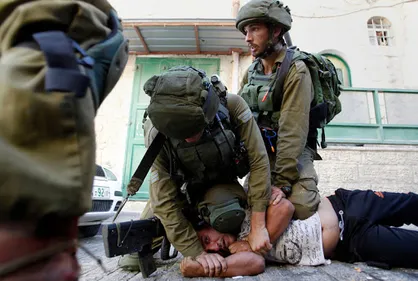 بازداشت ۸ فلسطینی در کرانه باختری