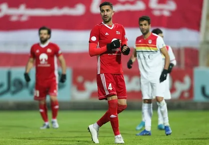 بازیکن کلیدی تراکتور تبریز ماندنی شد